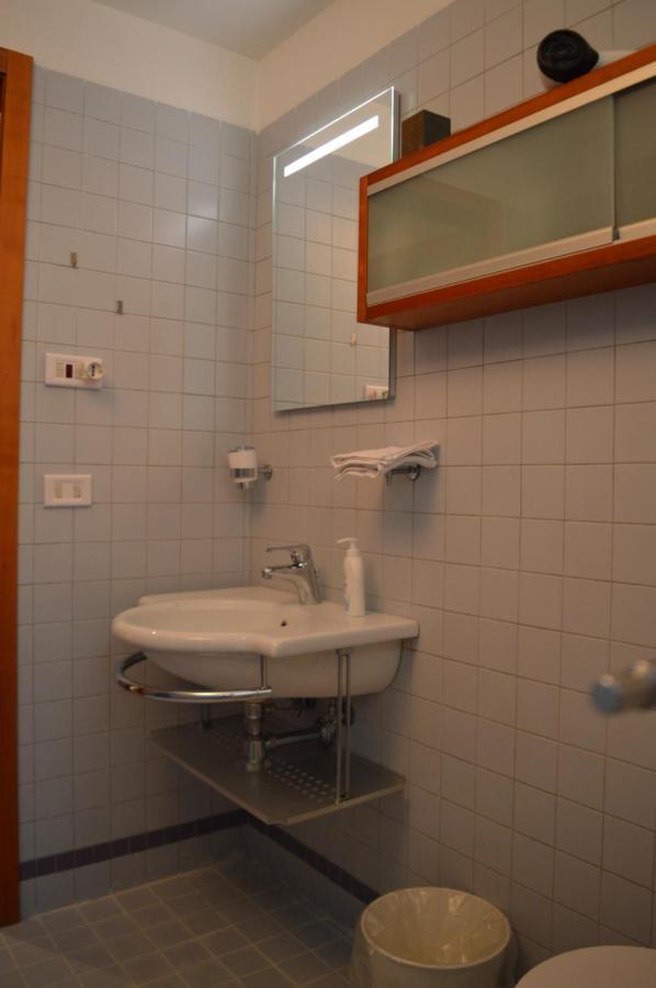 Domus B Corso Francia Apartment Rome Buitenkant foto